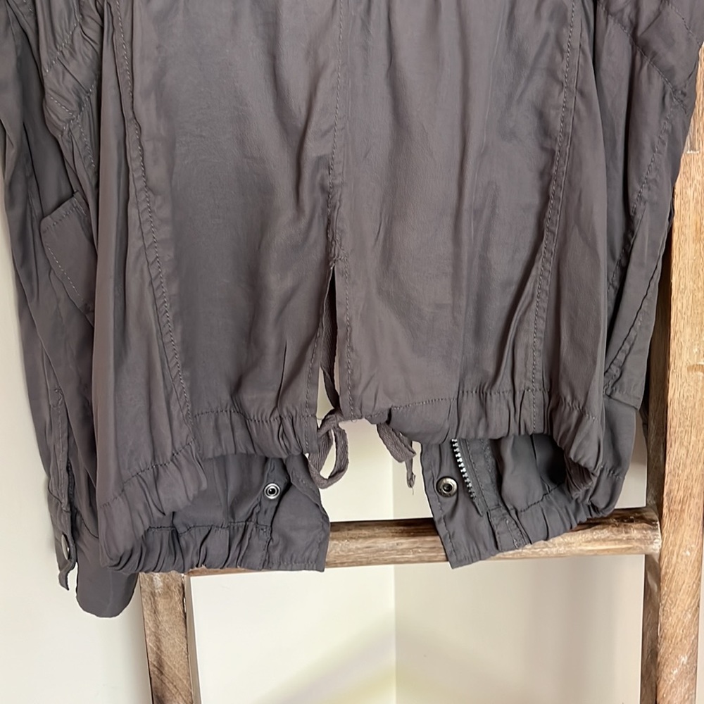 Jacket - Picture 5 of 5